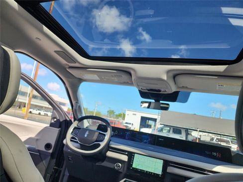 New 2026 Lincoln Navigator Reserve image 27