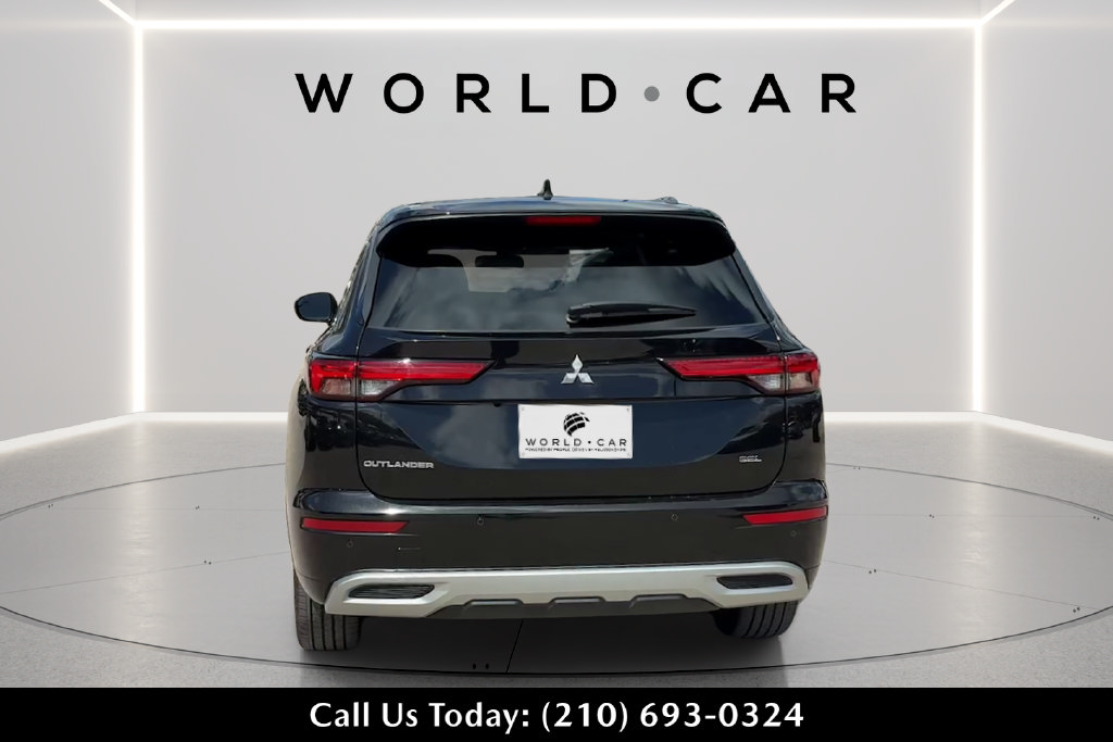 Used 2024 Mitsubishi Outlander SEL FWD image 6