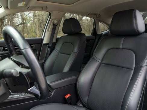 Used 2023 Honda Civic Touring image 17