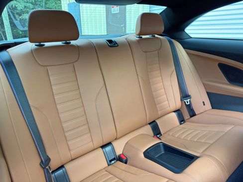 Used 2024 BMW M2 w/ Lighting Package RWD image 43