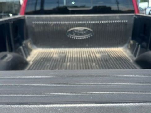 Used 2017 Ford F150 XLT w/ Equipment Group 302A Luxury AWD/4WD image 3
