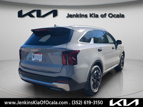 New 2026 Kia Sorento S w/ S Panoramic Sunroof Package image 3