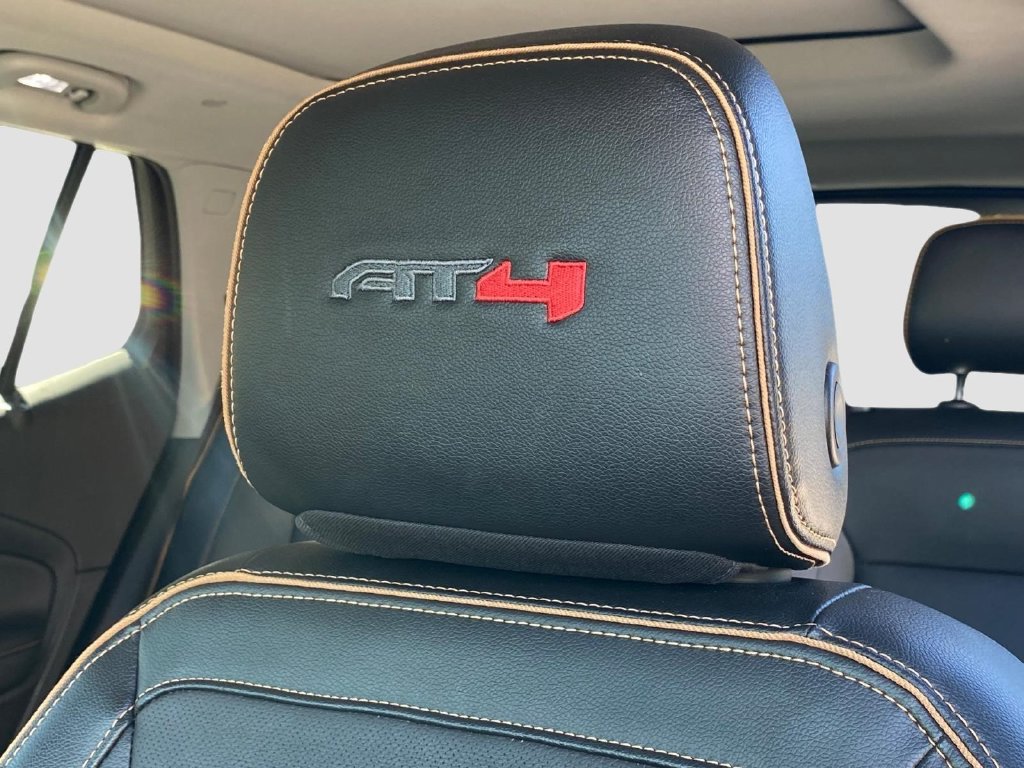 Used 2023 GMC Terrain AT4 AWD/4WD image 16