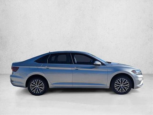 Used 2021 Volkswagen Jetta S image 4