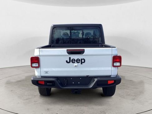 New 2026 Jeep Gladiator Sport image 5