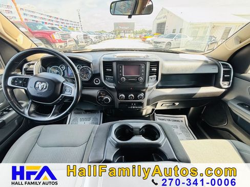 Used 2020 RAM 1500 Big Horn AWD/4WD image 11