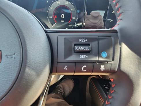 New 2026 Nissan Kicks SR FWD image 19