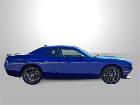 Used 2021 Dodge Challenger GT w/ Plus Package image 9