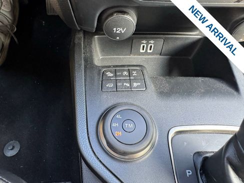 Used 2022 Ford Ranger Lariat w/ Tremor Off-Road Package AWD/4WD image 26