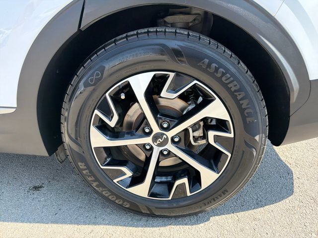 Certified 2023 Kia Sportage EX FWD image 31