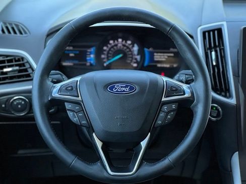 Used 2021 Ford Edge SEL w/ Convenience Package AWD/4WD image 29