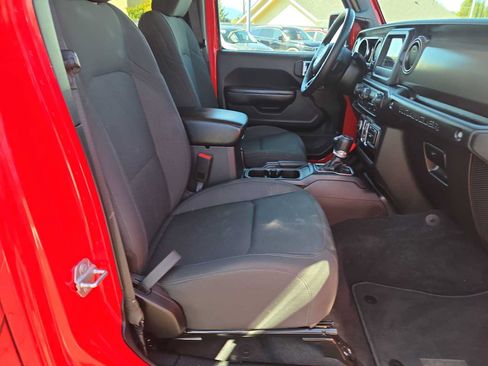 Used 2019 Jeep Wrangler Unlimited Sport S AWD/4WD image 22