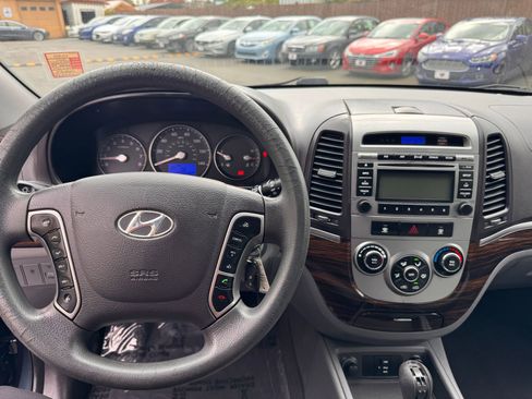 Used 2011 Hyundai Santa Fe GLS FWD image 24
