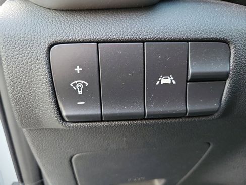 Used 2021 Kia Sportage LX image 18