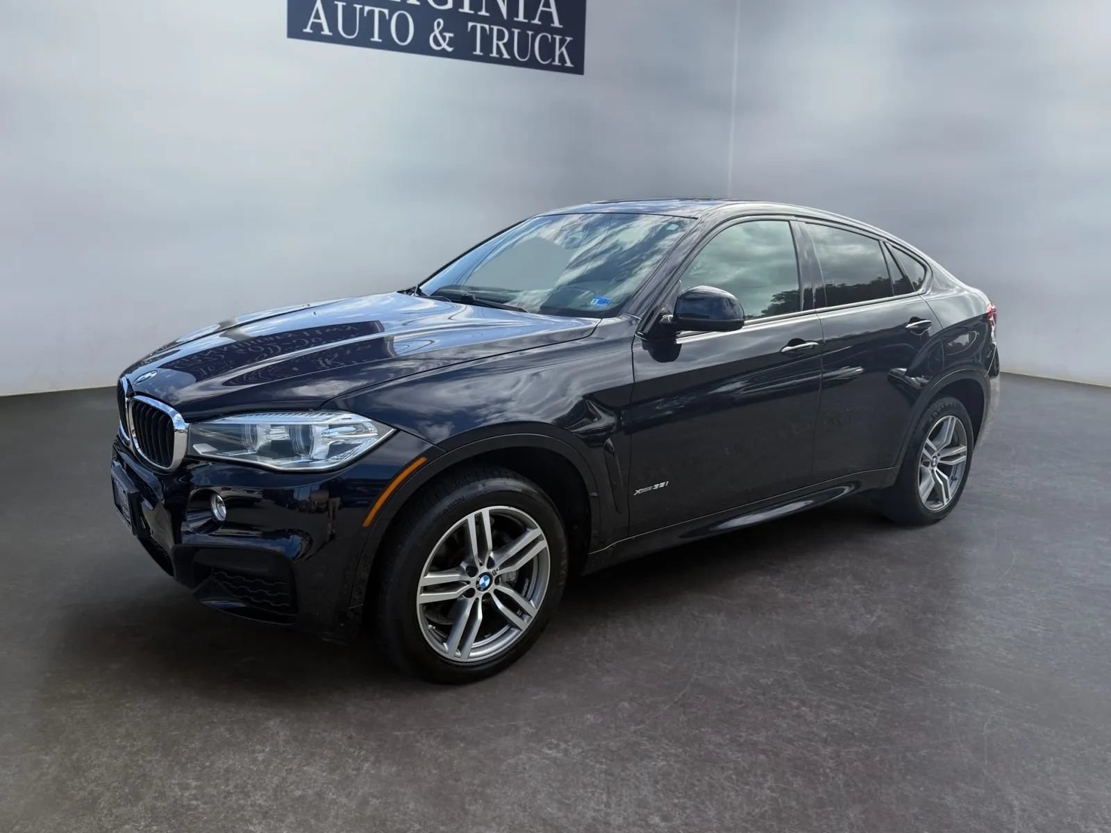 Used 2015 BMW X6 xDrive35i AWD/4WD image 1