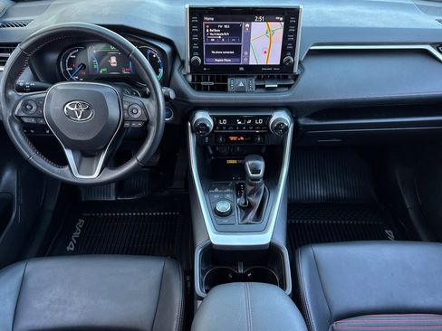 Used 2022 Toyota RAV4 XSE w/ Weather Package image 15