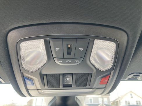 Used 2022 RAM 1500 Big Horn AWD/4WD image 22