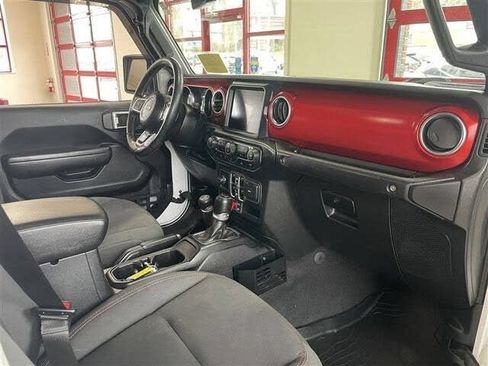 Used 2020 Jeep Gladiator Rubicon w/ Dual Top Group AWD/4WD image 26