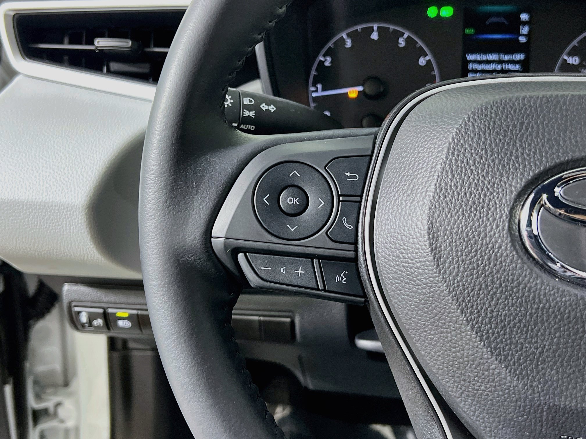Used 2024 Toyota Corolla SE FWD image 19