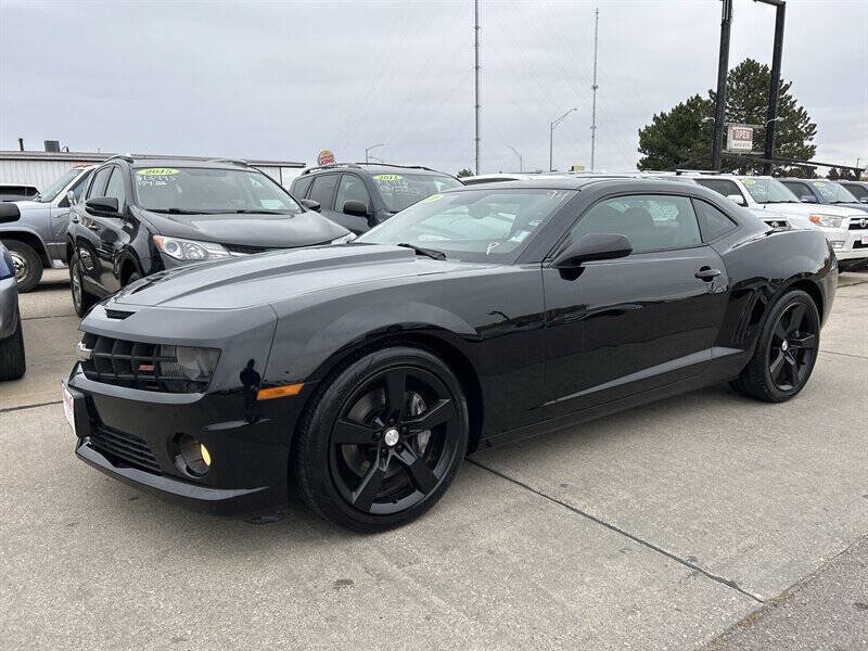 Used 2010 Chevrolet Camaro SS w/ RS Package RWD image 2
