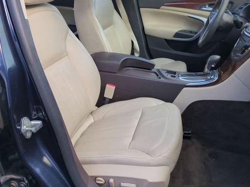 Used 2016 Buick Regal Premium image 22