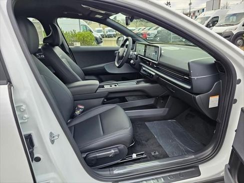 New 2025 Hyundai Ioniq 6 SEL AWD/4WD image 10