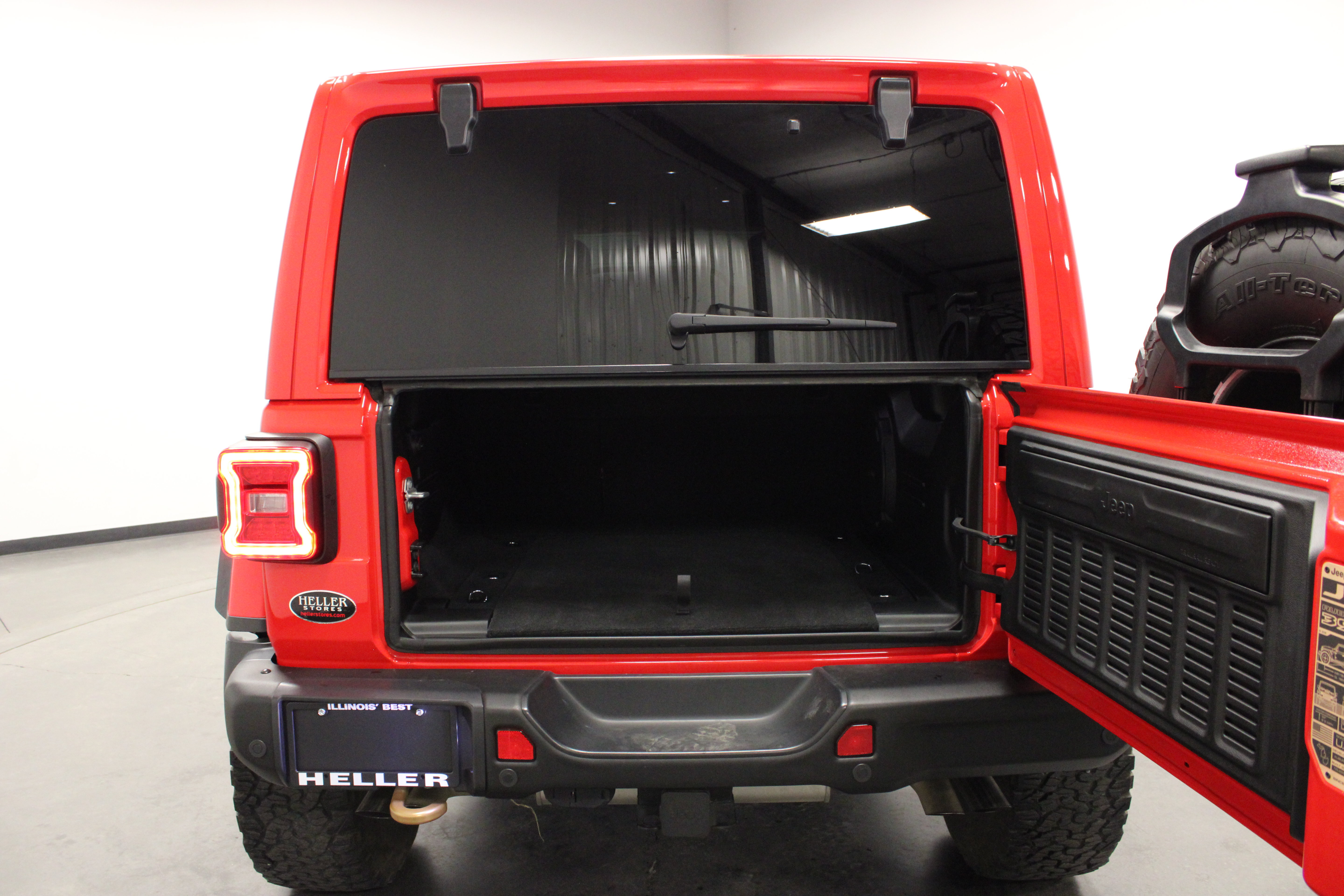 Used 2024 Jeep Wrangler Unlimited Rubicon 392 AWD/4WD image 14