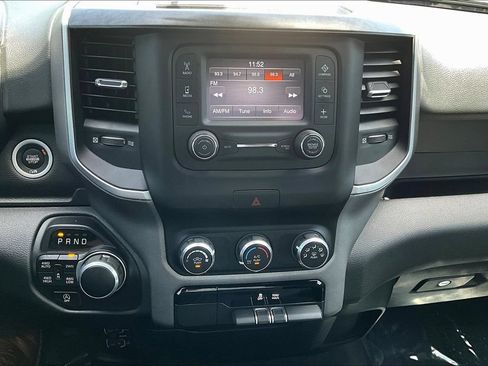 Used 2021 RAM 1500 Big Horn AWD/4WD image 18
