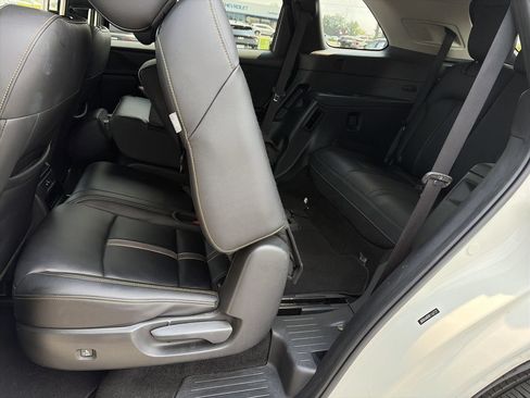 Used 2024 MAZDA CX-90 3.3 Turbo w/ Select Package AWD/4WD image 20
