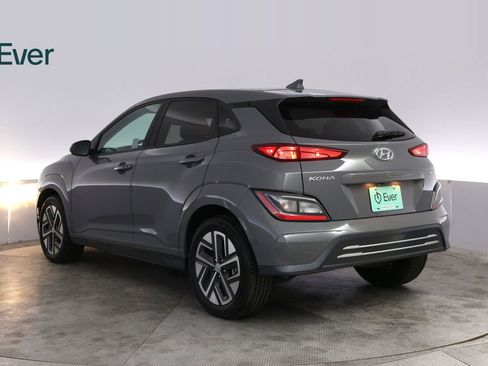 Used 2023 Hyundai Kona SE FWD image 17