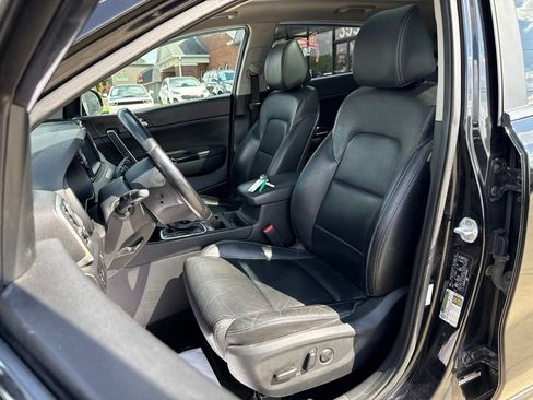 Used 2018 Kia Sportage EX w/ EX Premium Package AWD/4WD image 2