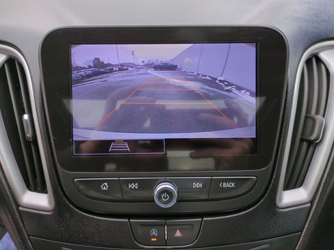 Certified 2022 Chevrolet Malibu LT w/ Leather Package image 14