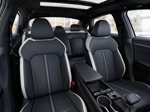 New 2026 Kia K5 GT-Line w/ GT-Line Premium Package FWD image 15