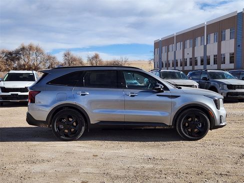 New 2026 Kia Sorento SX Prestige image 3