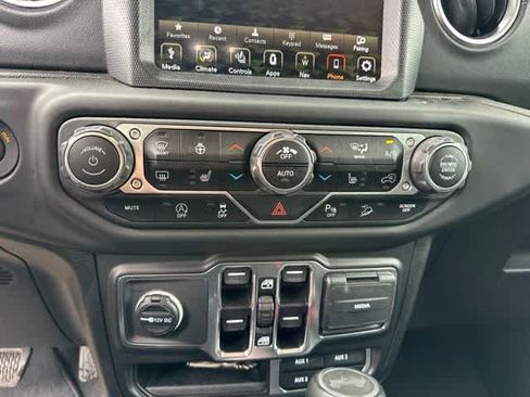 Certified 2021 Jeep Wrangler Unlimited Sahara AWD/4WD image 8