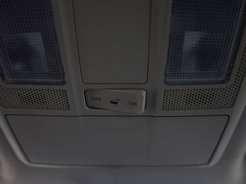 Used 2018 Toyota Yaris iA FWD image 31