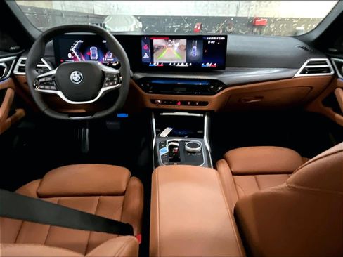 Used 2025 BMW i4 eDrive40 w/ Premium Package RWD image 16