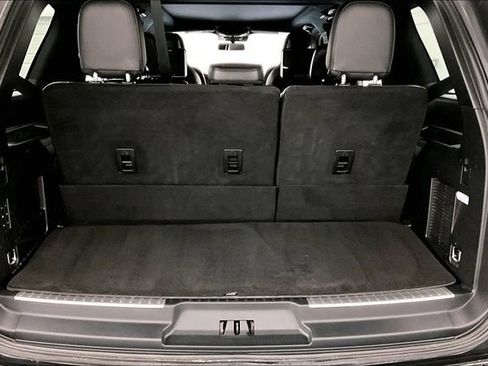 Used 2018 Lincoln Navigator Reserve w/ Technology Package image 42