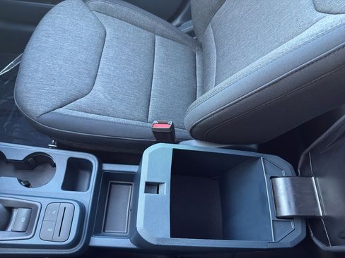 New 2025 Ford Maverick XLT w/ XLT Luxury Package image 32