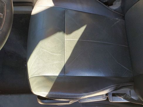 Used 2012 Jeep Liberty Sport image 17