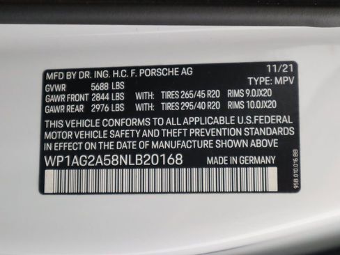 Used 2022 Porsche Macan S image 36