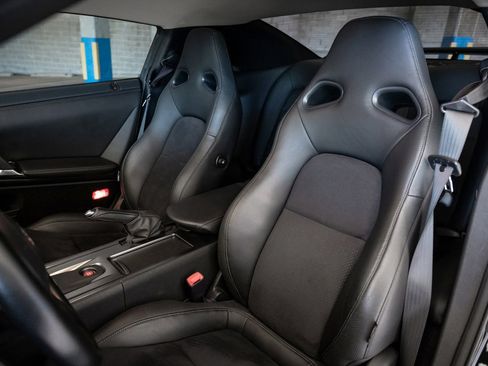Used 2009 Nissan GT-R Premium image 53