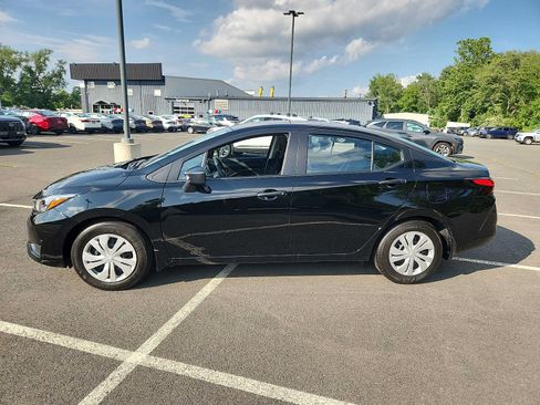 Used 2025 Nissan Versa S w/ Trunk Package FWD image 7