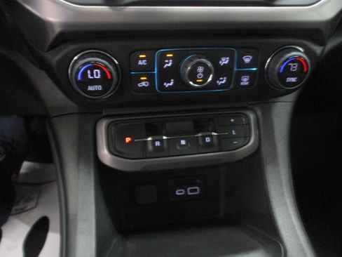 Used 2023 GMC Acadia AT4 w/ Preferred Package AWD/4WD image 26