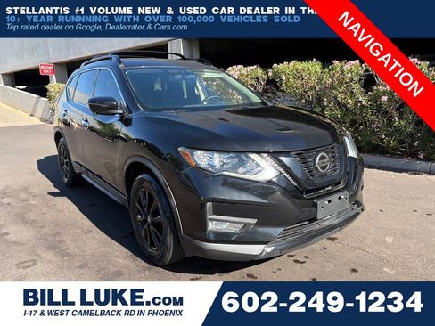 Used 2018 Nissan Rogue SV w/ Premium Package FWD image 1