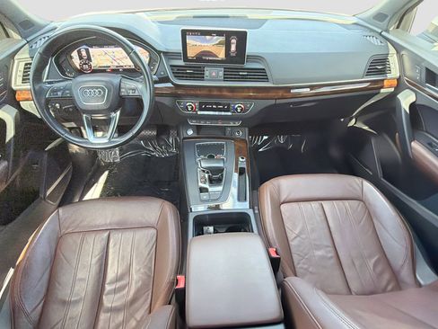 Used 2018 Audi Q5 Prestige w/ Prestige Package image 16