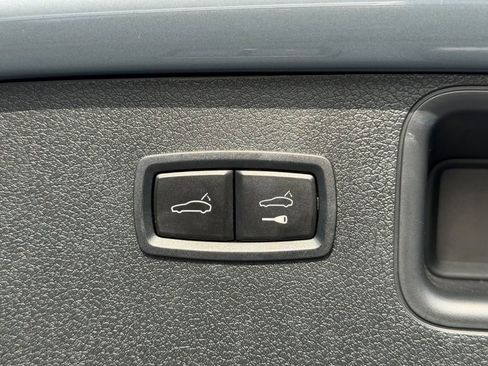 Used 2021 Porsche Macan GTS AWD/4WD image 18