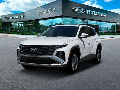 New 2026 Hyundai Tucson SEL image 1