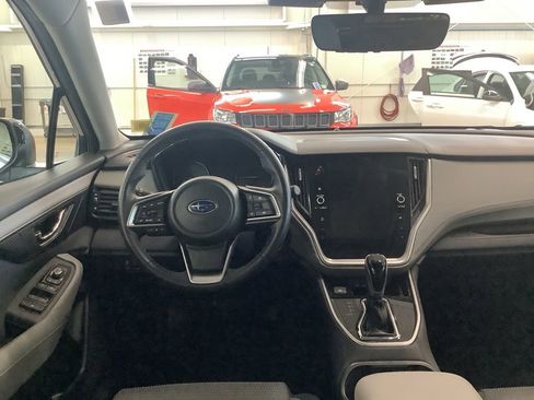 Used 2023 Subaru Outback Premium AWD/4WD image 7