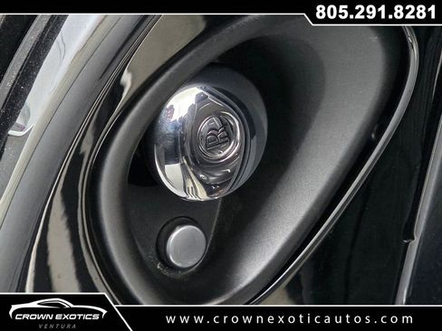 Used 2017 Rolls-Royce Dawn RWD image 19